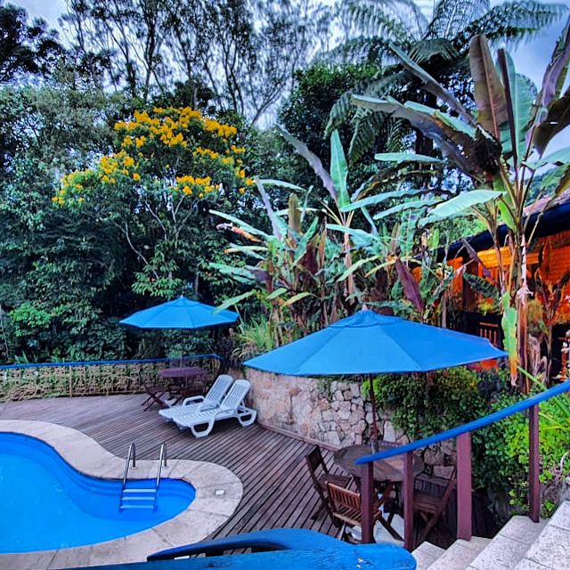 fotos da área da piscina